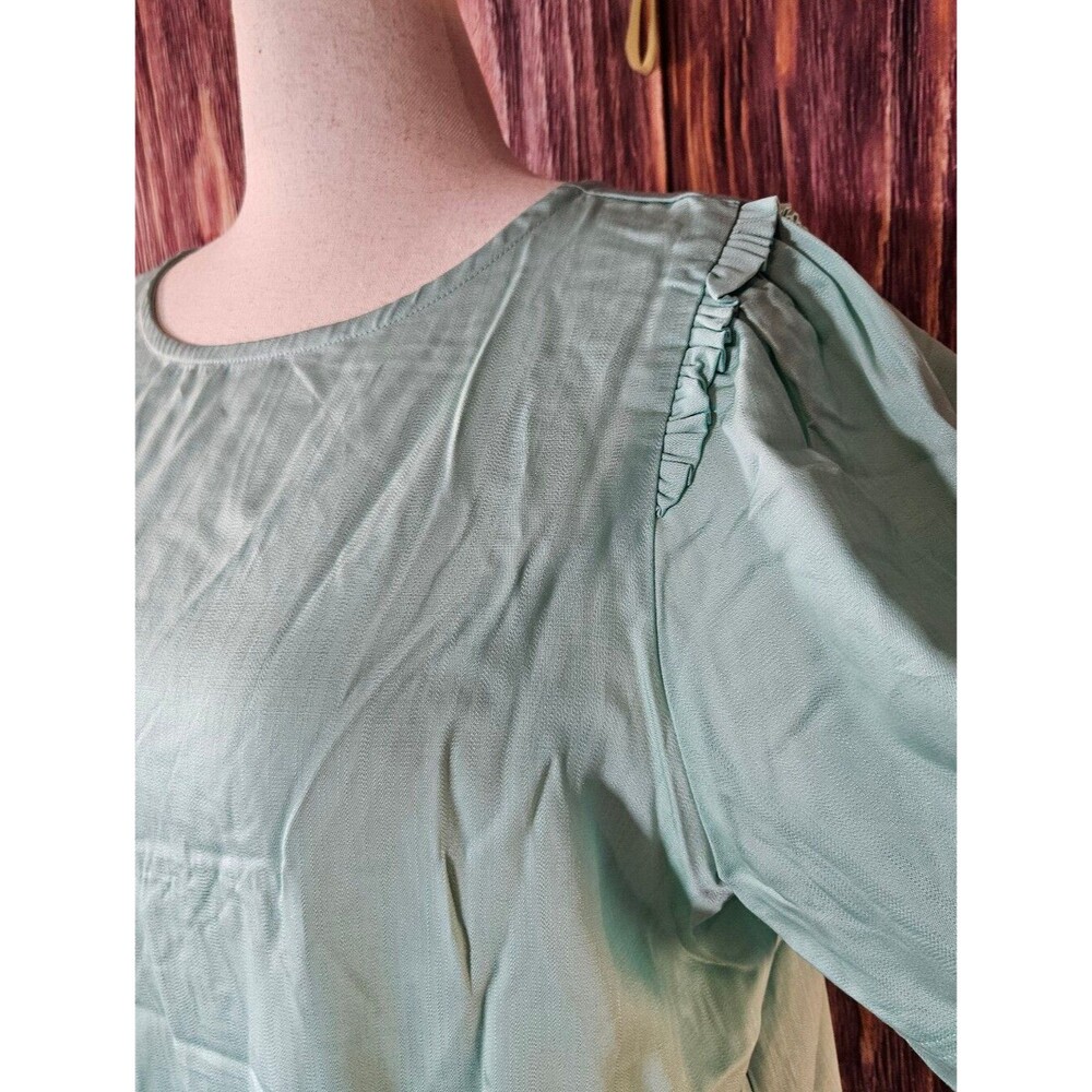 NWT NY & Company Ruffle Trim Portrait Tie Back Top Size XXL - Picture 2 of 8